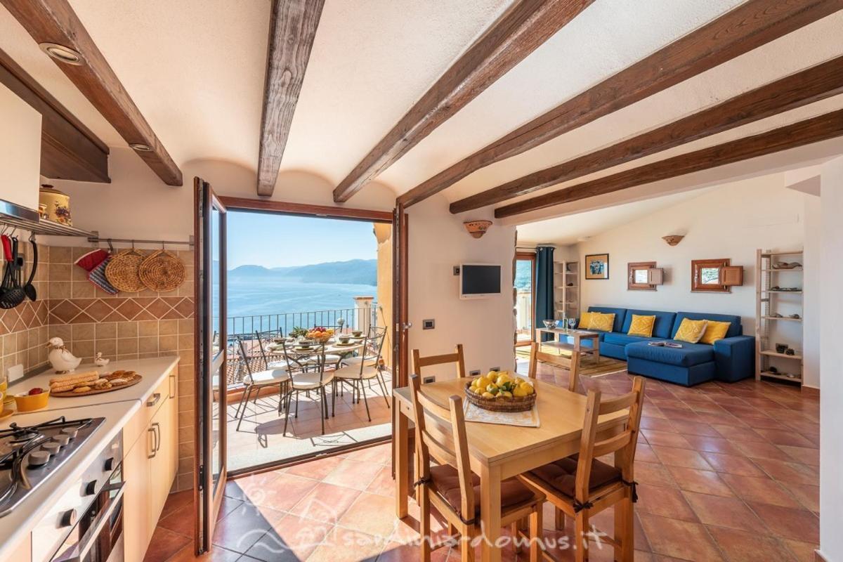 カーラゴノネ Casa Con Vista Mareヴィラ エクステリア 写真